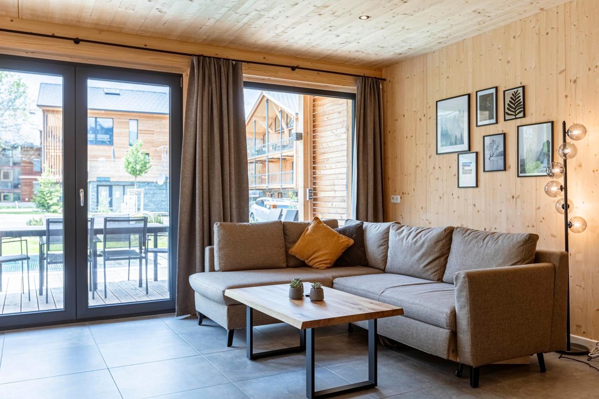 Kreischberg Pool Villas & Penthouses By Alps Resorts ซังคท์ลอเรนเซน อ็อบ มูเรา ภายนอก รูปภาพ